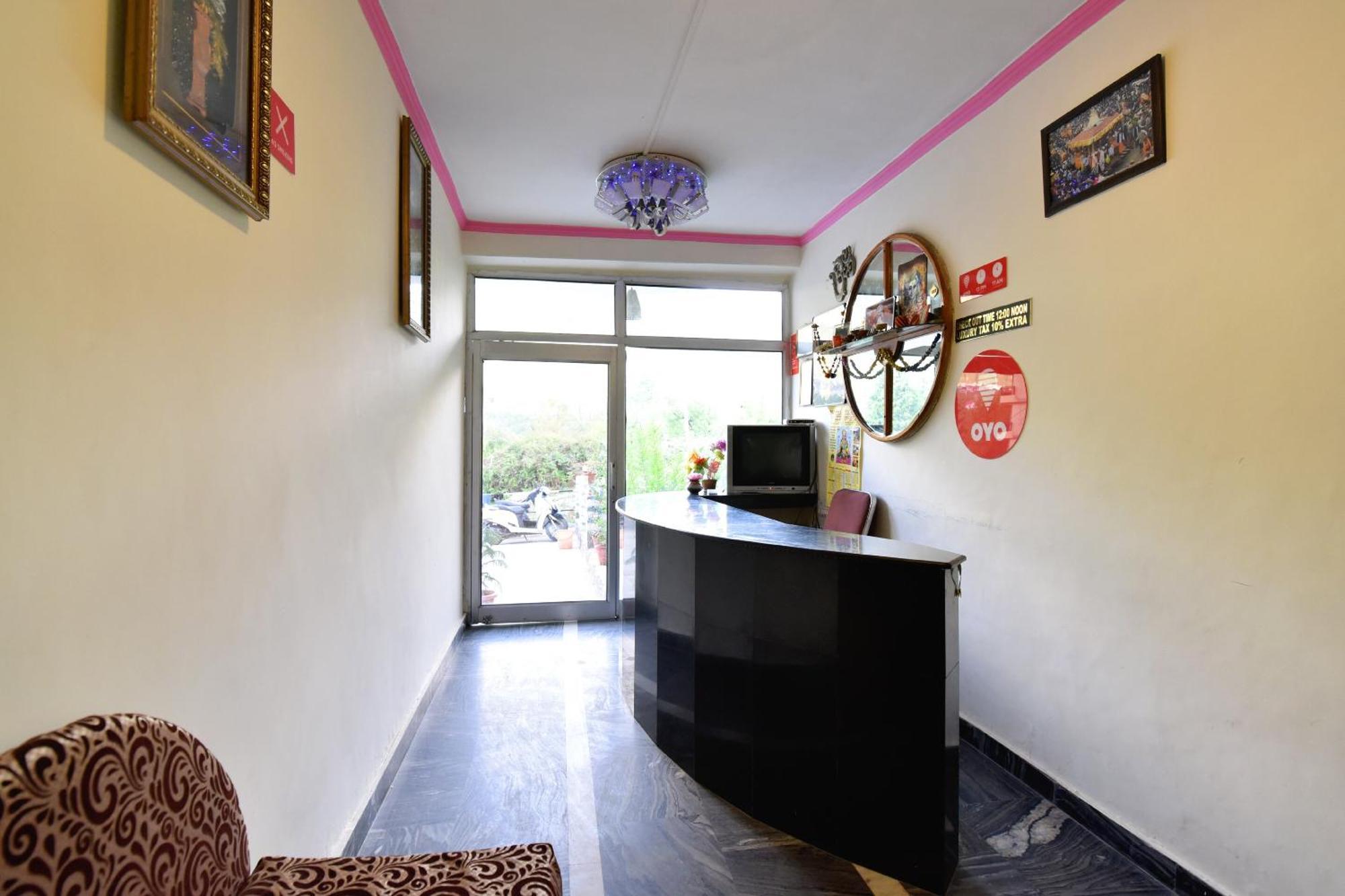 Oyo Hill View Hotel มะนาลี ภายนอก รูปภาพ